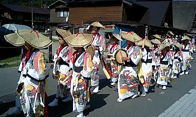 お祭の行列