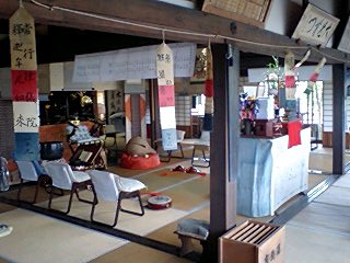 自坊のお施餓鬼荘厳