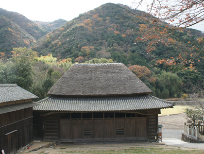 肥土山の舞台 120111-3.jpg