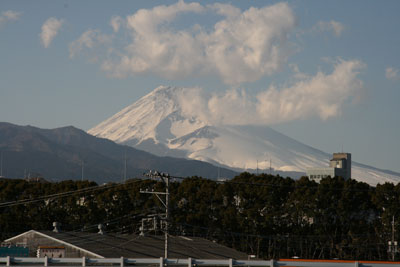 三島駅から見た富士山