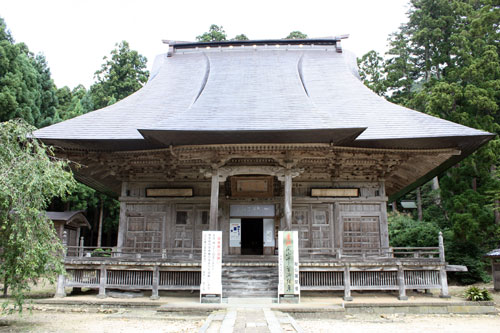 国上寺・本堂