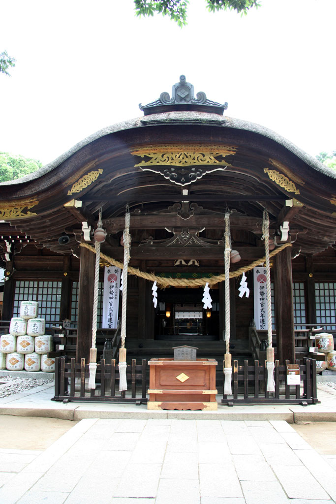 武田神社本殿